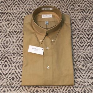 ✨ LAST CHANCE ✨ NWT Van Heusen Nailhead Pinpoint Easy Care Shirt